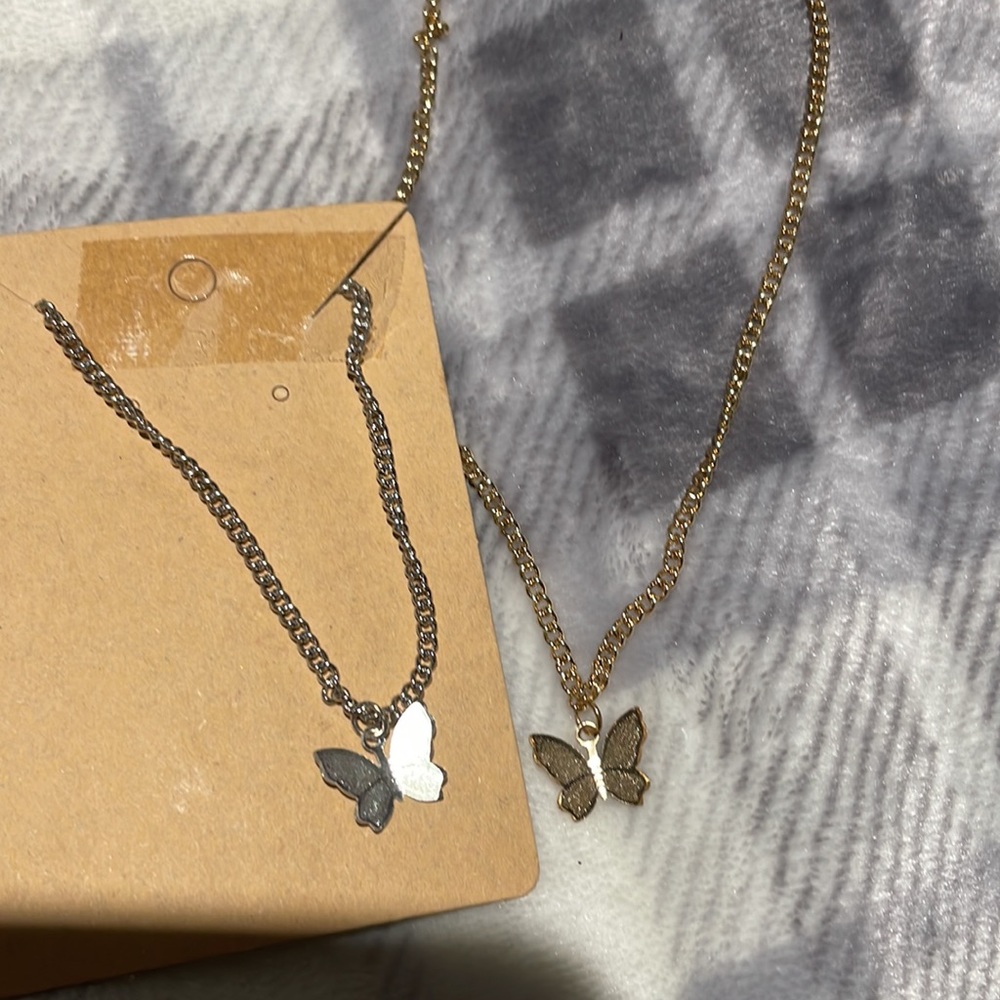 Gold and Sliver Butterfly necklace set 🦋